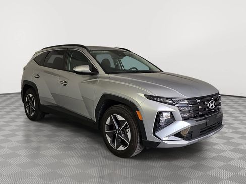 Used 2026 Hyundai Tucson SEL FWD image 2