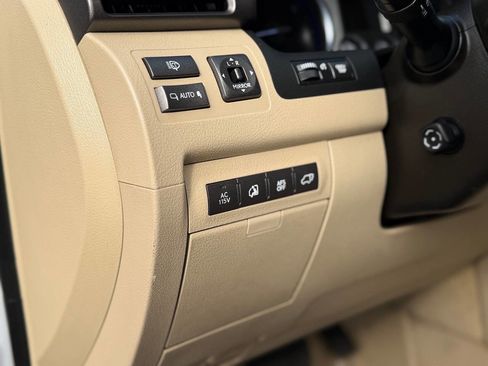 Used 2008 Lexus LX 570 4WD image 93