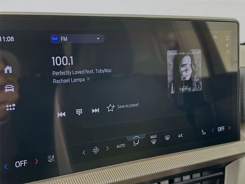 New 2026 Ford Explorer Active w/ Active Comfort Package image 15