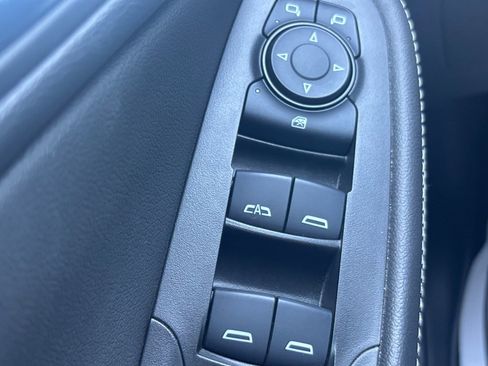 Used 2023 Buick Encore GX Select w/ Safety Package II AWD/4WD image 30