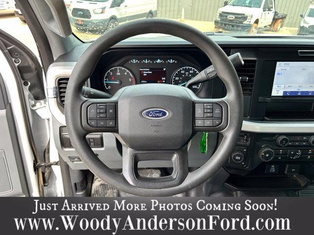 Used 2025 Ford F550 4x4 Crew Cab Super Duty image 8
