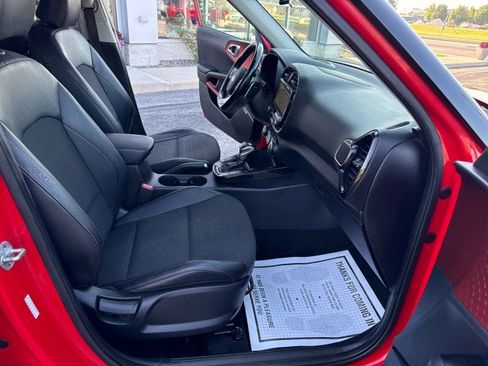 Used 2020 Kia Soul GT-Line Turbo FWD image 30