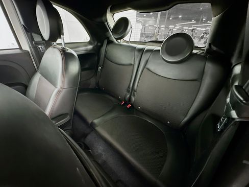Used 2014 FIAT 500 e w/ Esport Package image 22