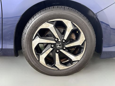 Used 2016 Honda Accord EX image 30