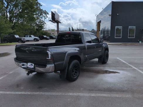Used 2010 Toyota Tacoma PreRunner RWD image 8