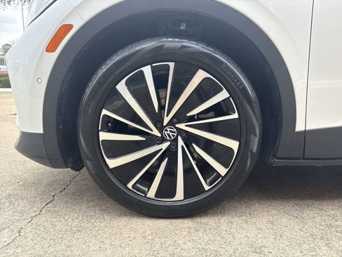 Used 2024 Volkswagen ID.4 S image 20