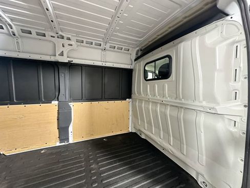 Used 2025 RAM ProMaster 3500 w/ Safety Group FWD image 27