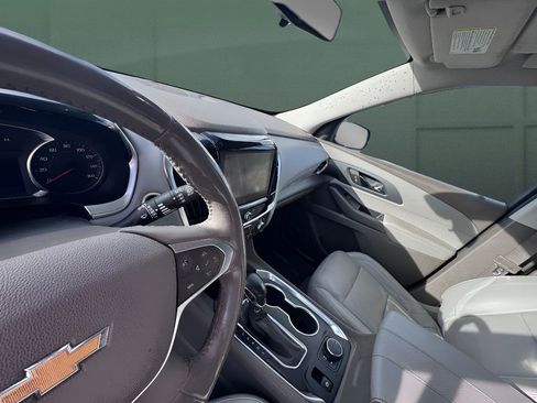 Used 2021 Chevrolet Traverse Premier image 22