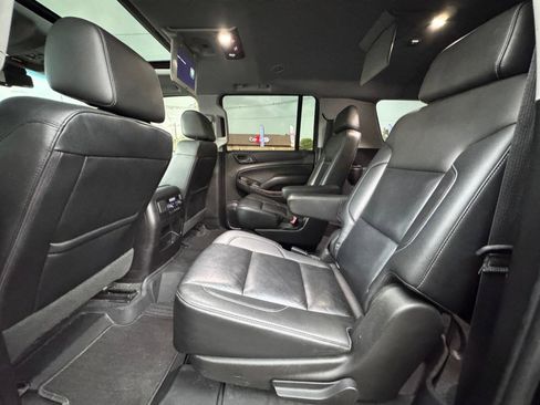 Used 2019 Chevrolet Suburban LT AWD/4WD image 26