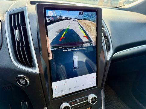 Used 2023 Ford Edge ST-Line image 22