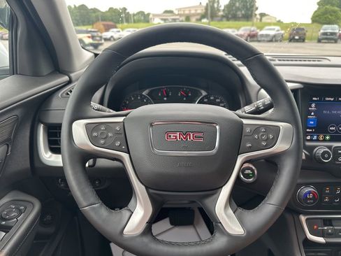 Used 2024 GMC Terrain SLT AWD/4WD image 23