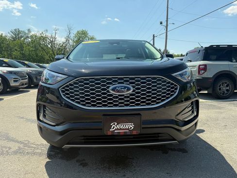 Used 2024 Ford Edge SEL w/ Convenience Package AWD/4WD image 2