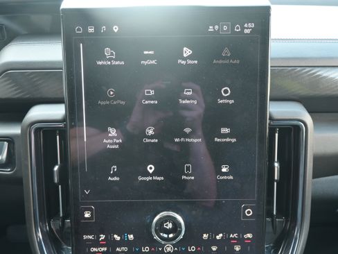 Used 2026 GMC Yukon AT4 AWD/4WD image 22
