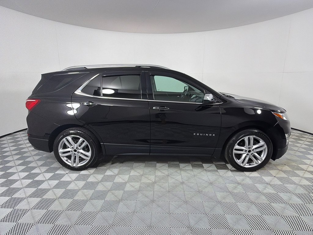 Used 2018 Chevrolet Equinox Premier FWD image 4