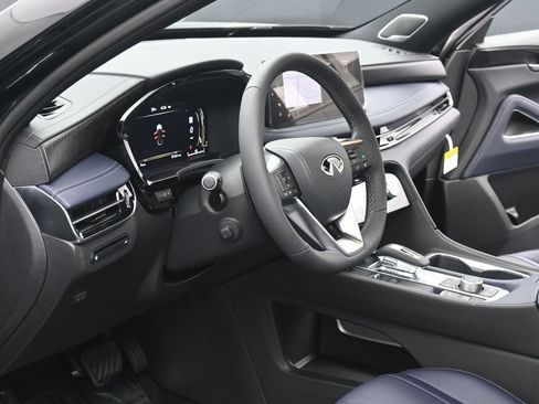 New 2026 INFINITI QX60 Sport w/ Dark Cargo Package image 7