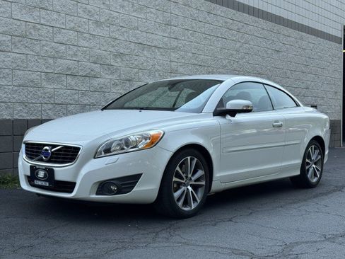 Used 2012 Volvo C70 T5 w/ Climate Pkg FWD image 11