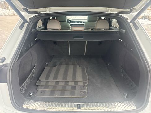 Certified 2023 Audi e-tron Chronos w/ Chronos Package image 21