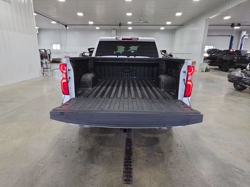 Used 2025 Chevrolet Silverado 1500 RST AWD/4WD image 26