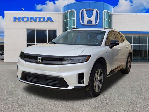 Used 2024 Honda Prologue Touring image 2