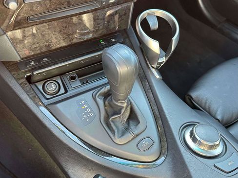 Used 2007 BMW 650i Coupe image 28