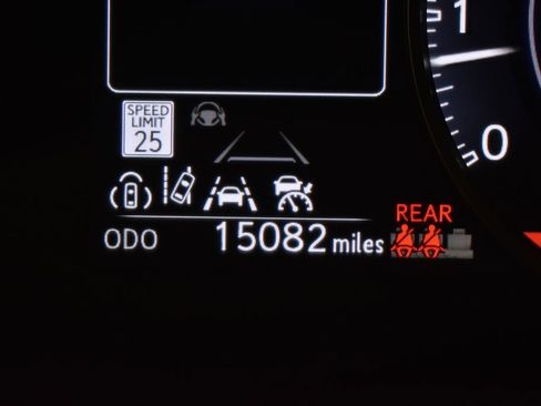 Used 2023 Lexus RX 350 FWD image 2