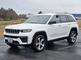 New 2026 Jeep Grand Cherokee Limited video 3