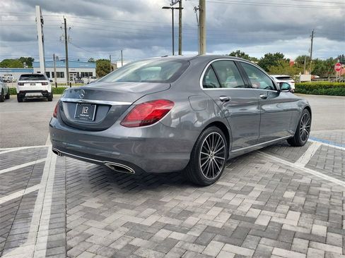Used 2019 Mercedes-Benz C 300 Sedan image 5