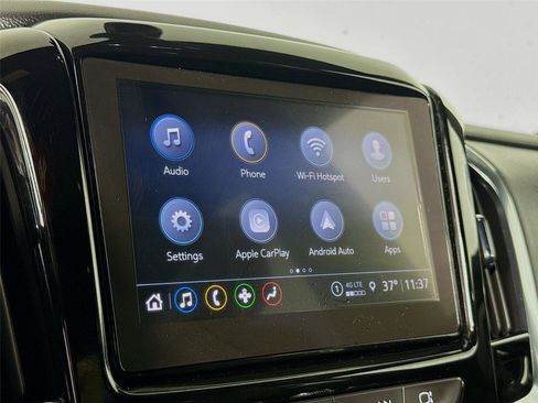 Used 2023 Chevrolet Traverse LT image 14