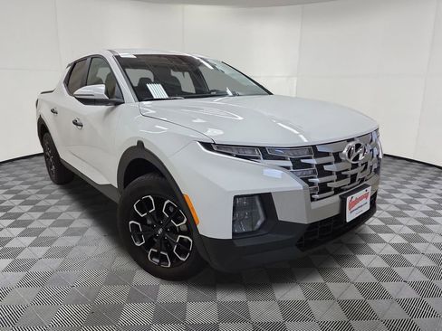 Used 2024 Hyundai Santa Cruz SEL AWD/4WD image 3