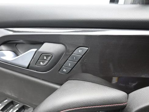 Used 2020 Chevrolet Blazer RS FWD image 18