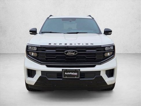 New 2026 Ford Expedition Max Platinum w/ Stealth Appearance Package AWD/4WD image 6