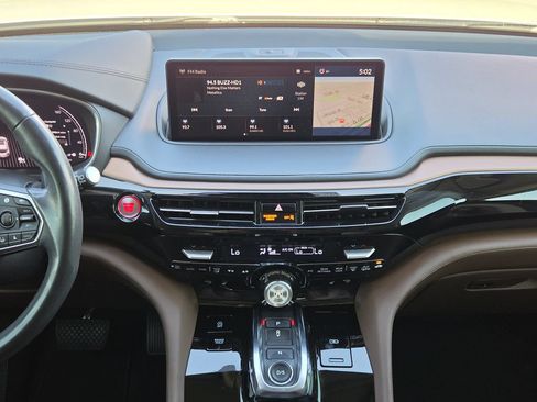 Used 2024 Acura MDX w/ Technology Package FWD image 23