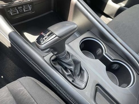 Used 2024 Dodge Durango SXT w/ SXT Blacktop Group RWD image 33