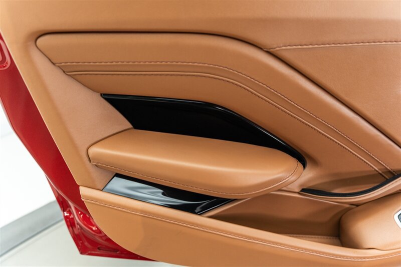 Used 2020 Aston Martin V8 Vantage Coupe RWD image 80