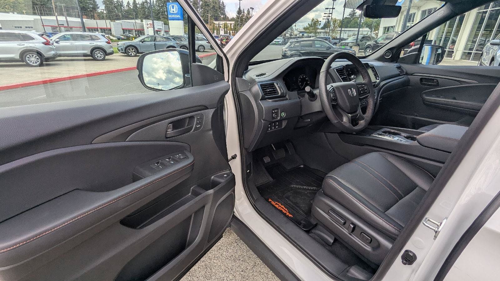 Used 2024 Honda Ridgeline TrailSport image 10