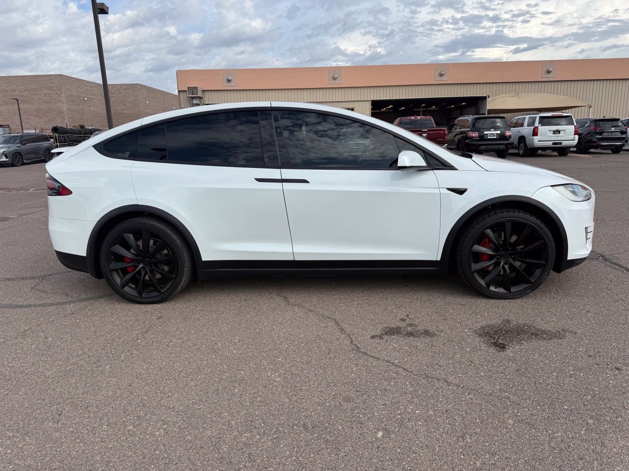 Used 2020 Tesla Model X Long Range AWD/4WD image 4