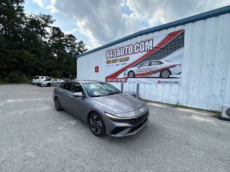 Used 2024 Hyundai Elantra Limited FWD video 1