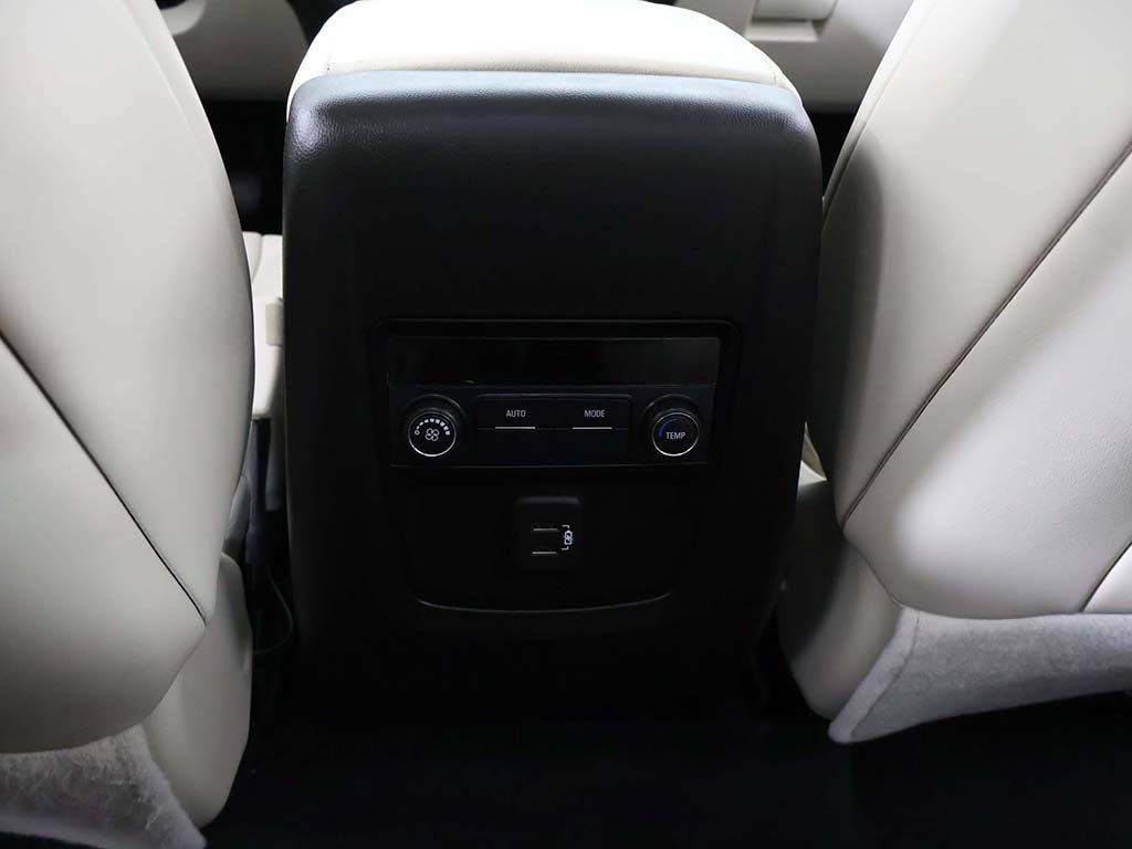 Used 2023 Buick Enclave Essence w/ Experience Buick Package AWD/4WD image 59
