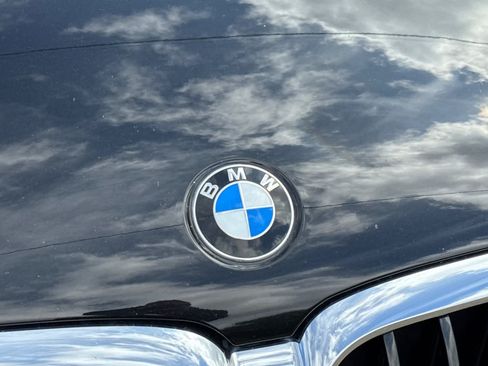 Used 2021 BMW 530i xDrive w/ Premium Package AWD/4WD image 10