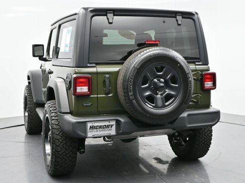 Used 2023 Jeep Wrangler Sport AWD/4WD image 6