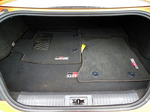 Used 2023 Toyota GR86 10th Anniversary SE RWD image 41