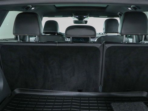 Used 2024 Volkswagen Atlas Cross Sport SE FWD image 29