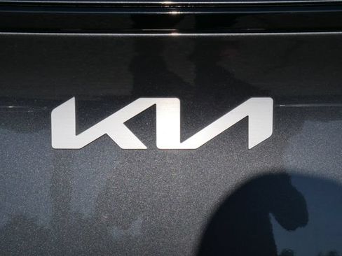 Used 2023 Kia Sportage LX AWD/4WD image 16