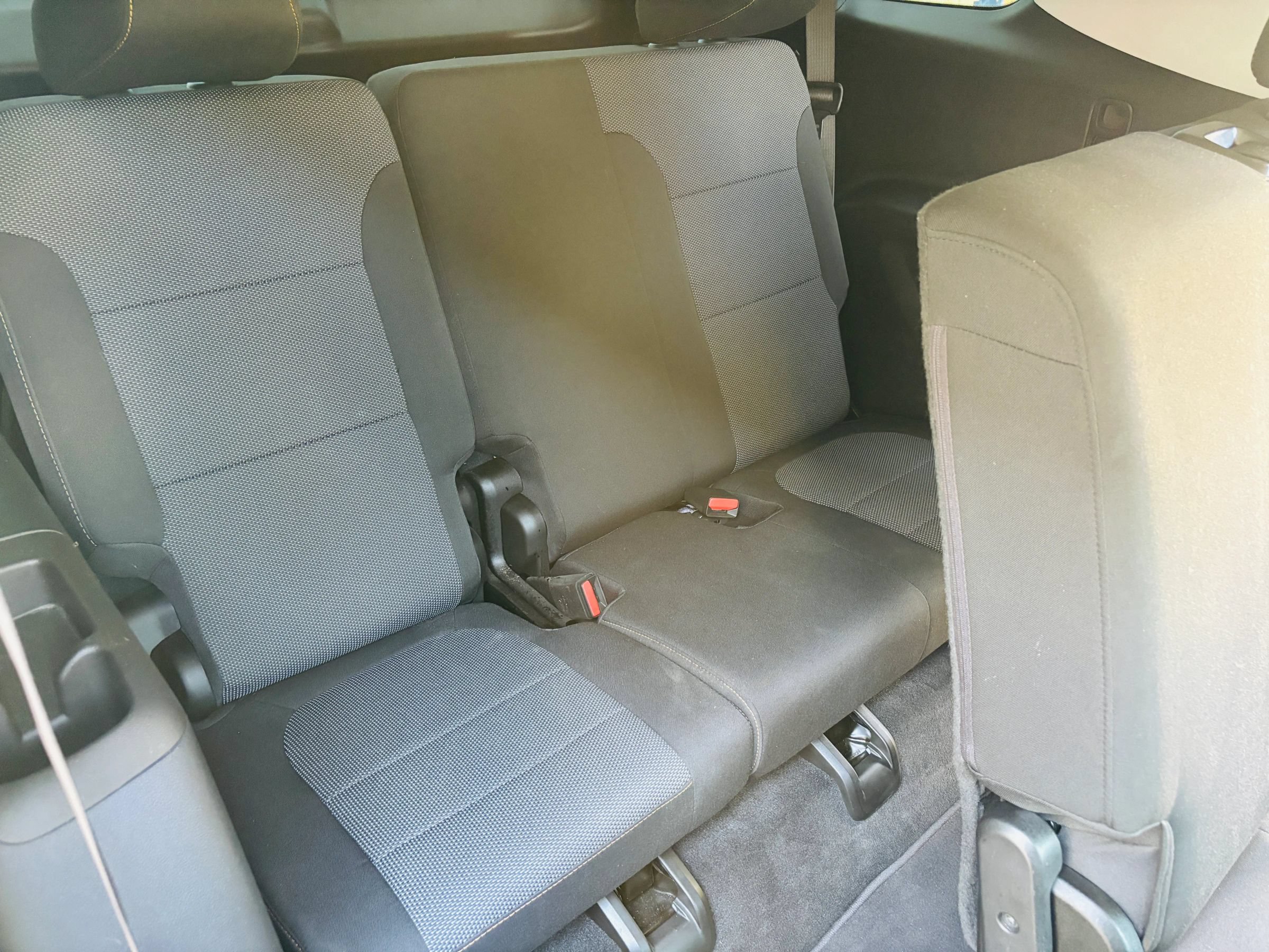 Used 2020 Chevrolet Traverse LS FWD image 17