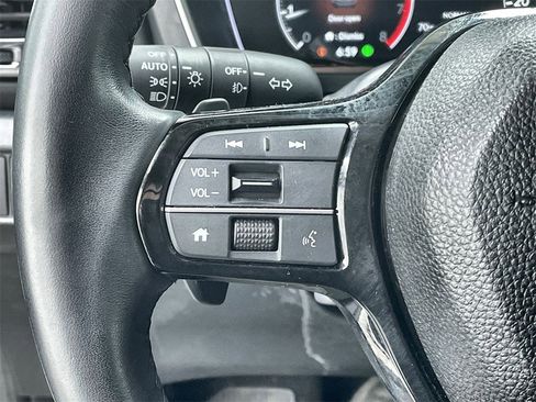 Used 2023 Honda Pilot EX-L image 17