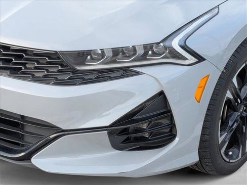 Used 2023 Kia K5 GT-Line image 10