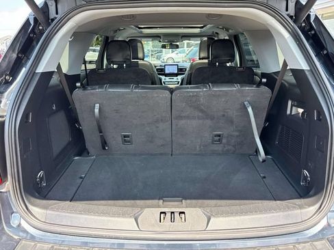 Certified 2023 Ford Explorer XLT w/ Equipment Group 202A AWD/4WD image 23