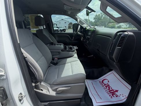 Used 2019 Chevrolet Silverado 2500 W/T AWD/4WD image 12