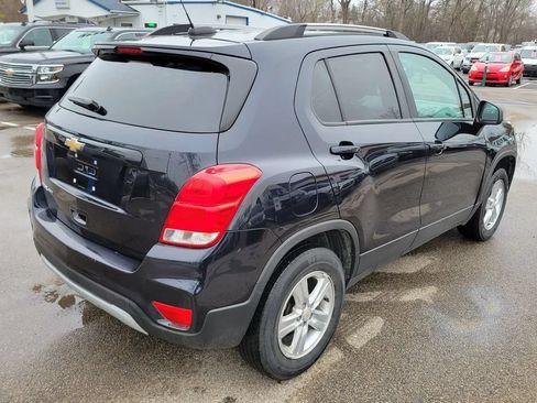 Used 2021 Chevrolet Trax LT AWD/4WD image 15