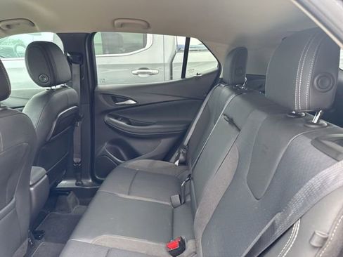 Used 2022 Buick Encore GX Select AWD/4WD image 9